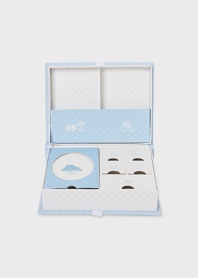 Sky blue memory box