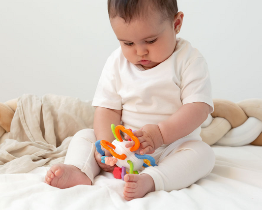 Mordedor sensorial em forma de bola para bebés - Kiokids